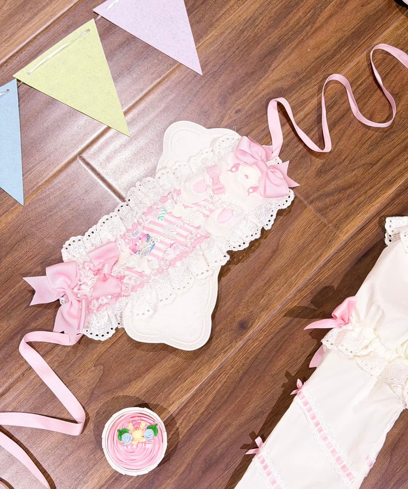 専用ですmorphose ケーキ刺繍 ジャンパースカート No.821 はしごレースリボンケープ付きジャンパースカート (花柄