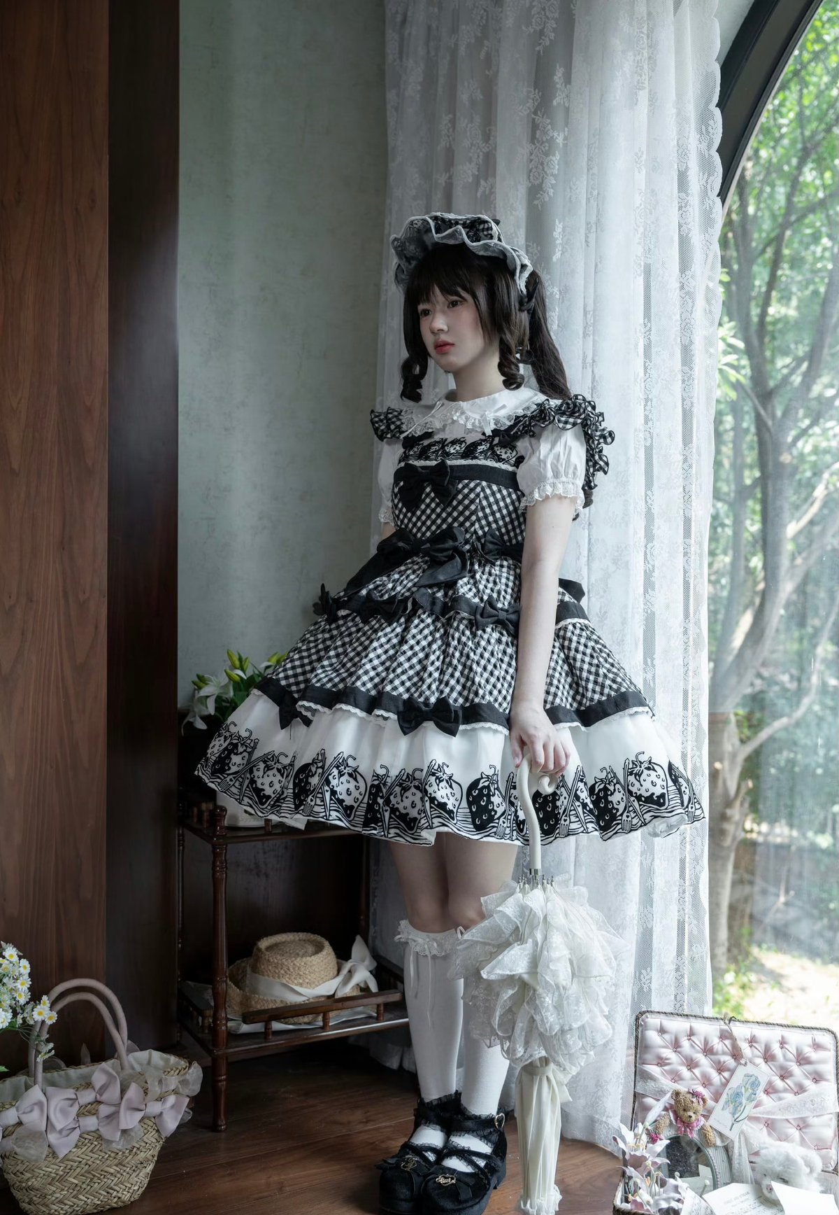 イチゴ革命」ジャンパースカート＆ボンネット【10/27まで】送料無料  