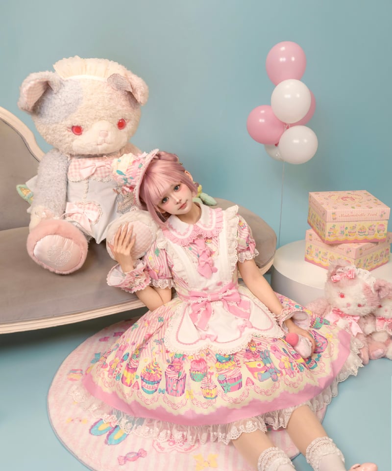 カップケーキ」ケーキ柄エプロンワンピース 【1/28まで】送料無料