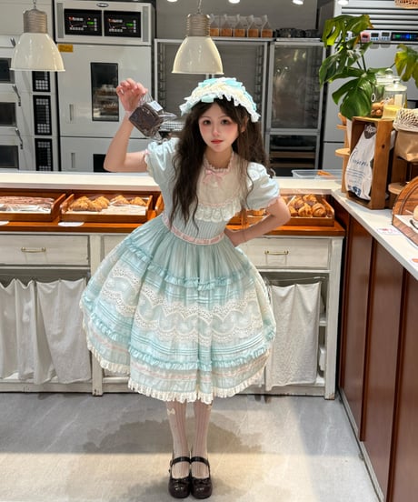 「Dovelia」ショートワンピース【6/20まで】ロリータ