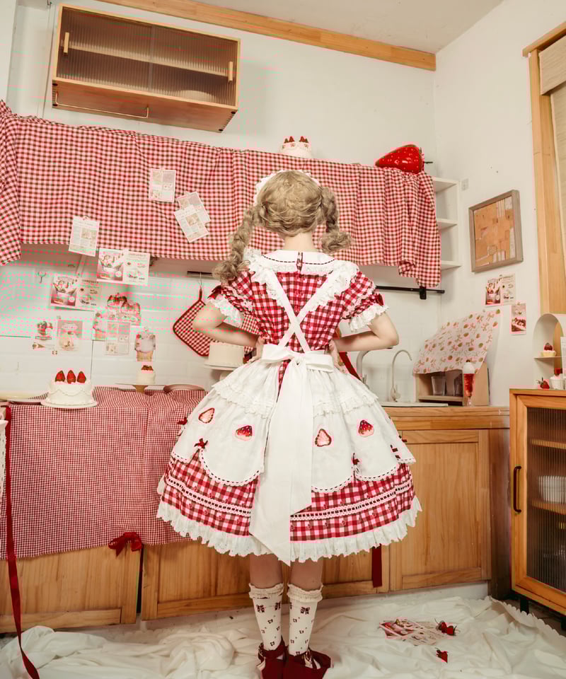 ショートケーキ図鑑」メイドワンピース＆ジャンパースカート（赤