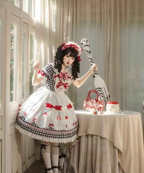 「ショートケーキ図鑑」メイドワンピース＆ジャンパースカート（黒） 【11/20まで】送料無料！