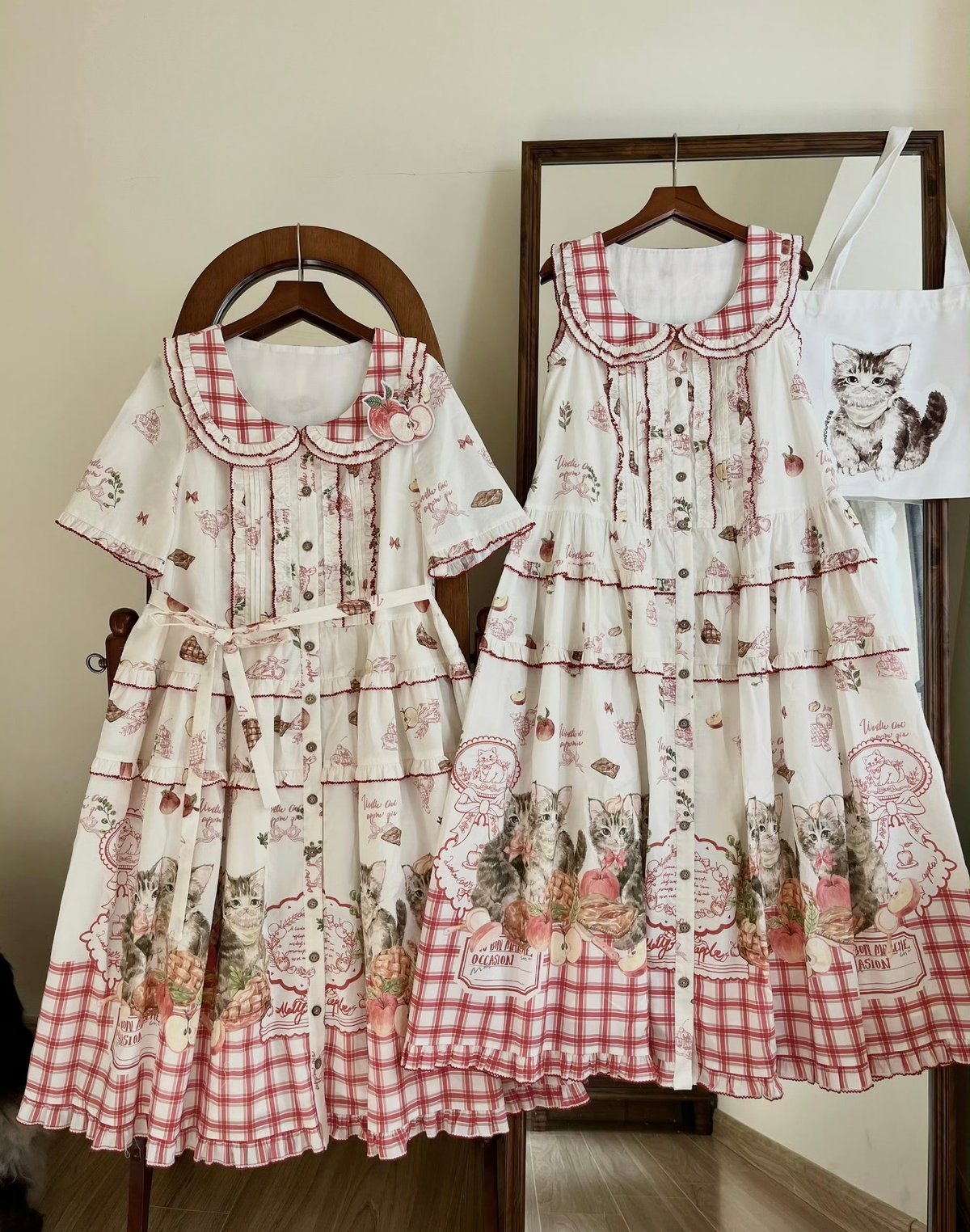 猫ときのこ柄　ジャンパースカート 間もなく終了‼️ キャットゴブラン ジャンパースカート【時織魔女