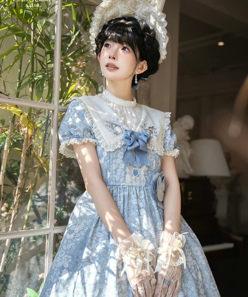 ピーターラビット」襟刺繍ワンピース 【2/22まで】送料無料！ | GIRLISM