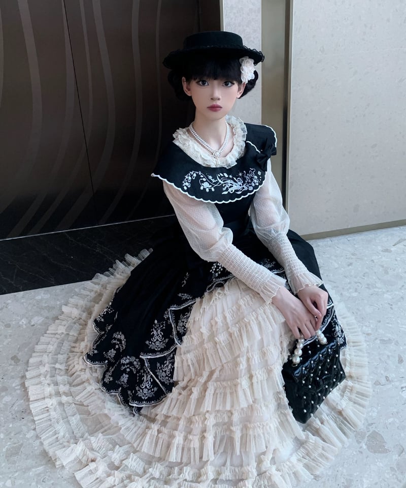 刺繍鈴蘭」刺繍ジャンパースカート 【2/26まで】送料無料！ | GIRLISM