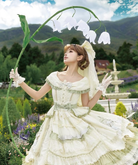 「Beloved Lily」オフショルダーワンピース 【7/2まで】ロリータ
