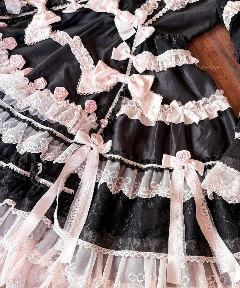 Pinik Mist Oath」ワンピース＆ジャンパースカート（黒） 【2/5まで