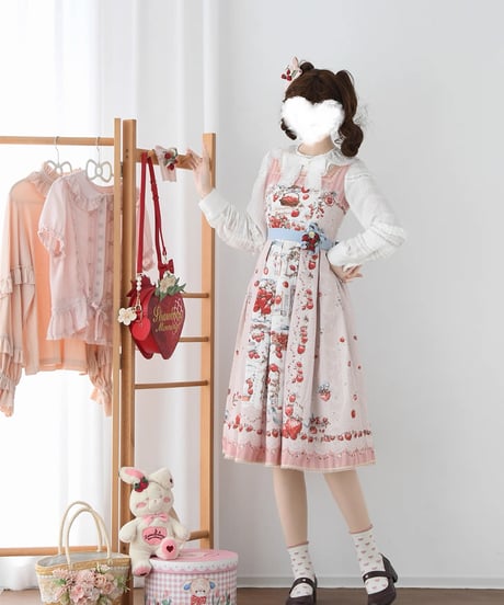 「Strawberry Manor」ロングジャンパースカート【12/16まで】送料無料！