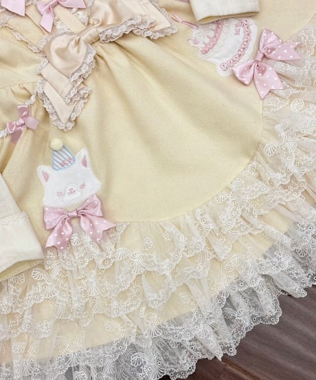 「ウエディングケーキ」刺繍サロペットスカート 【12/28まで】送料無料！