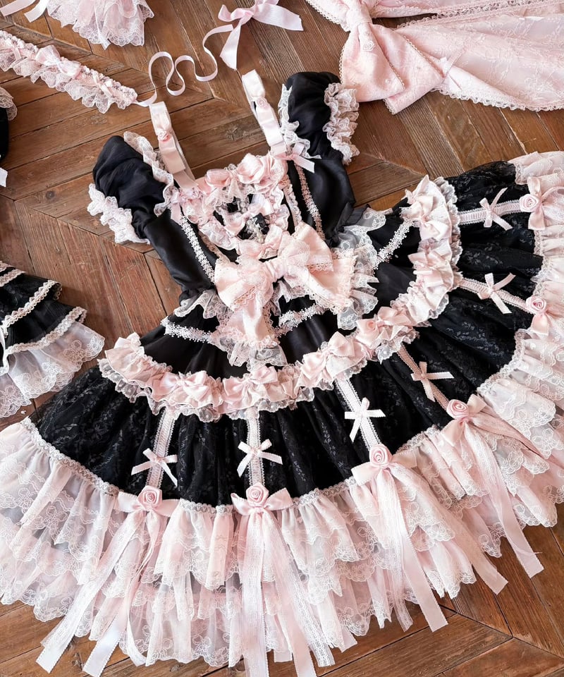 Pinik Mist Oath」ワンピース＆ジャンパースカート（黒） 【2/5まで