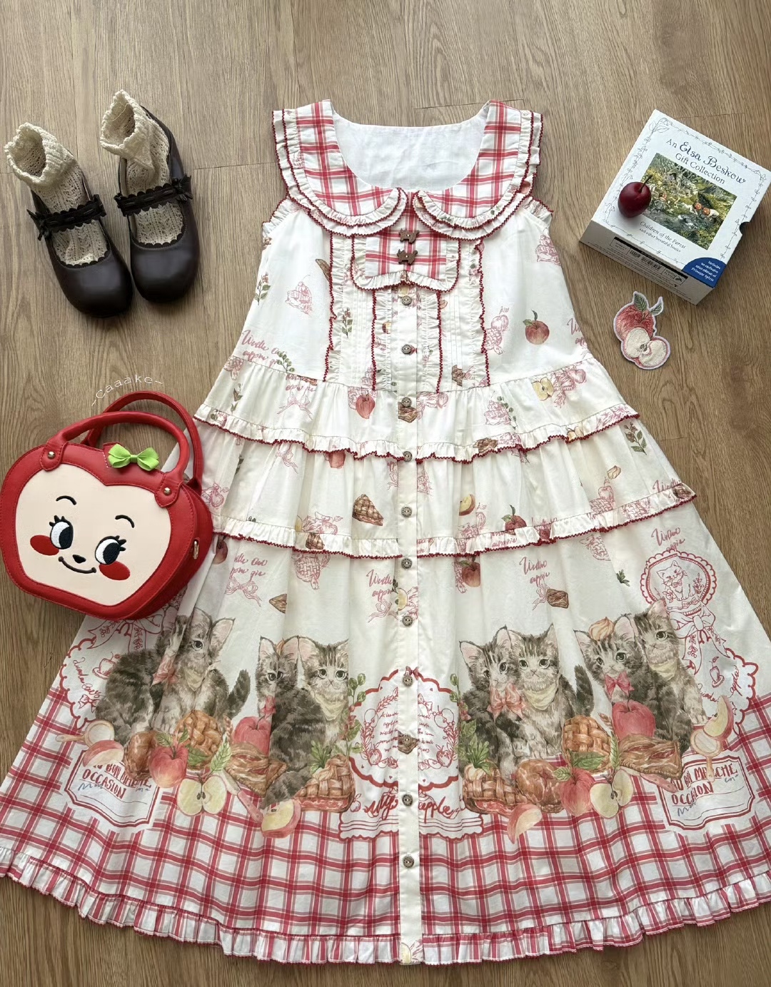 BABY,　Salon de the Minette柄Macaron JSK Salon de the Minette 柄 Macaron ジャンパースカート BABY, THE STARS