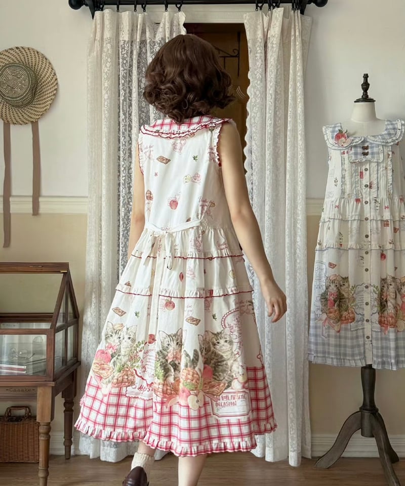 猫のりんごピクニック」ワンピース＆ジャンパースカート 【7/13まで