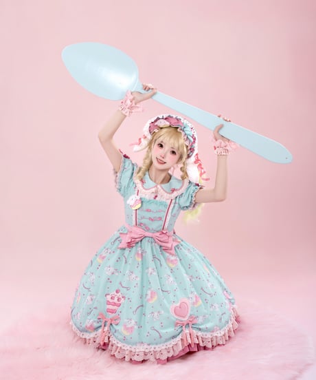 「花箱×サンリオ シナモロール」Cherryワンピース【7/20まで】ロリータ