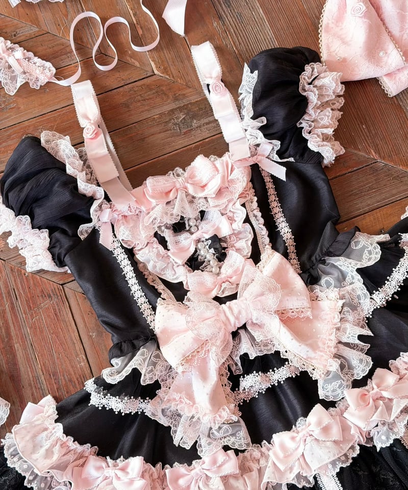 Pinik Mist Oath」ワンピース＆ジャンパースカート（黒） 【2/5まで