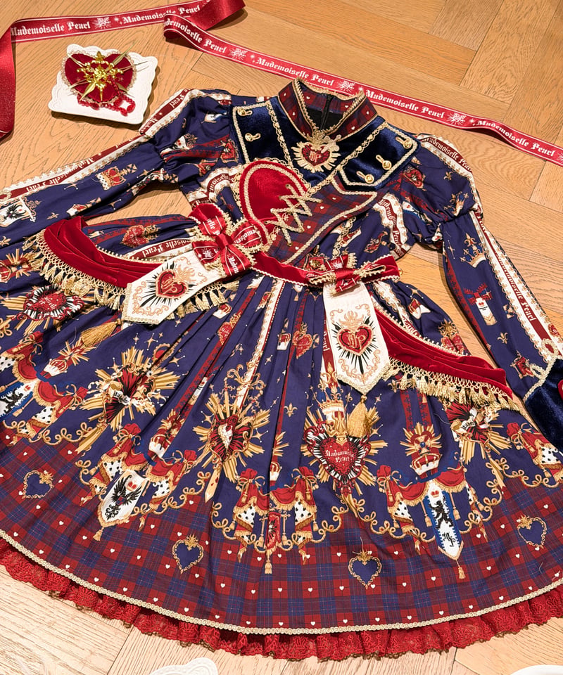 希少ビンテージ　Peace 1251 赤 40cm アンティークビーズ ネックレス 赤小玉 ヴィンテージビーズ 民族