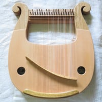 小型ソプラノライアー　あやはべる 32弦　しいの木 ＊スプルース