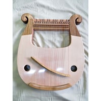 小型ソプラノライアー　あやはべる 32弦  伊集＊スプルース