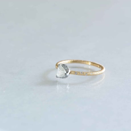 ITEM | 19un-neuf