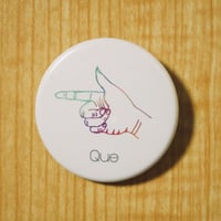 空想科学TV・缶バッヂ「Que」44mm