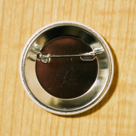 空想科学TV・缶バッヂ「Que」44mm