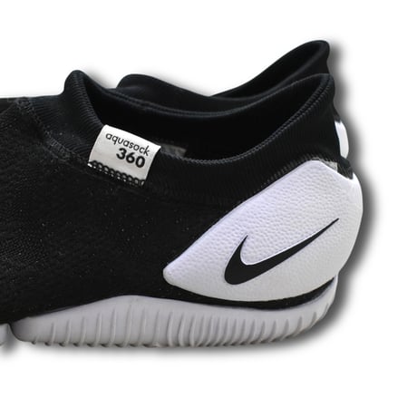 USED "NIKE" AQUA SOCK 360