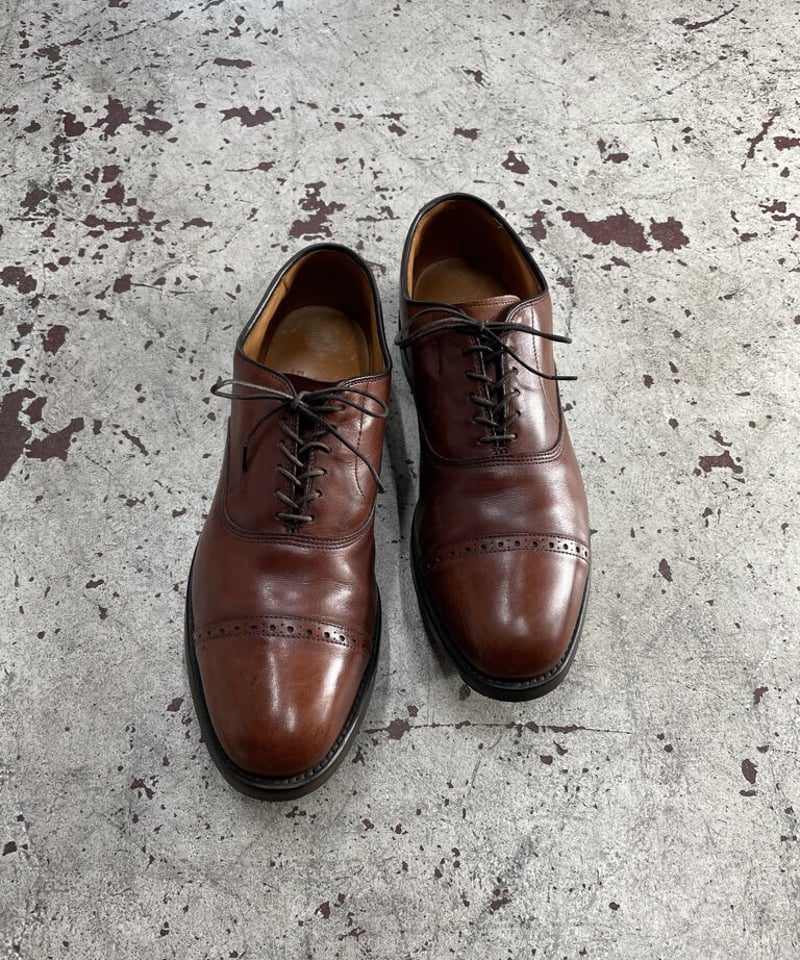 カラーブラウンダークブラウン【美品】 アレンエドモンズ Allen Edmonds バイロン 9.5 D