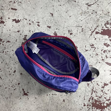 USED "PATAGONIA" PACKABLE MINI HIP BAG