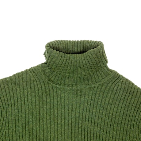 USED "GAP" RIB TURTLE-NECK KNIT
