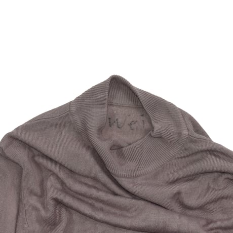 USED ACRYL MOCK NECK KNIT