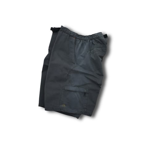 USED ”90-00’S NIKE ACG” CLIMBING CARGO SHORTS