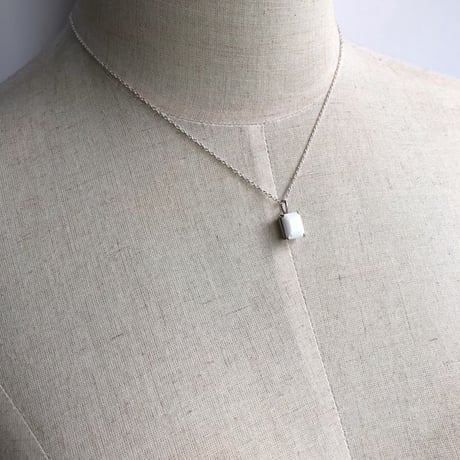White Rectangle Necklace《S》-Silver925