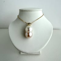 Pearl Snowman Necklace