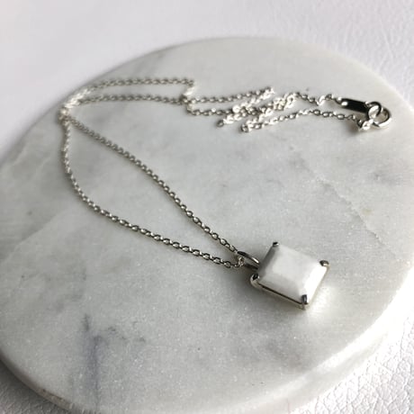 White Rectangle Necklace《S》-Silver925