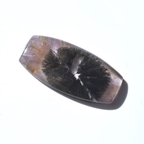 トラピッチェアメシスト Trapiche Amethyst N001
