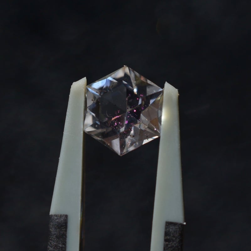 ピンクの輝き　ピンクファイヤークォーツ　ビーズ　4 ピンクファイヤークォーツ（ティンカーベルクォーツ）とは | BodhiTree