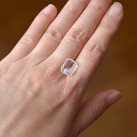 【自社研磨】アンフィボールインクォーツ Amphibole in Quartz 008