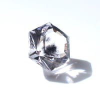 【自社研磨】ロマネサイト/ホランダイトインクォーツ Romanechite/Hollandite in Quartz 001