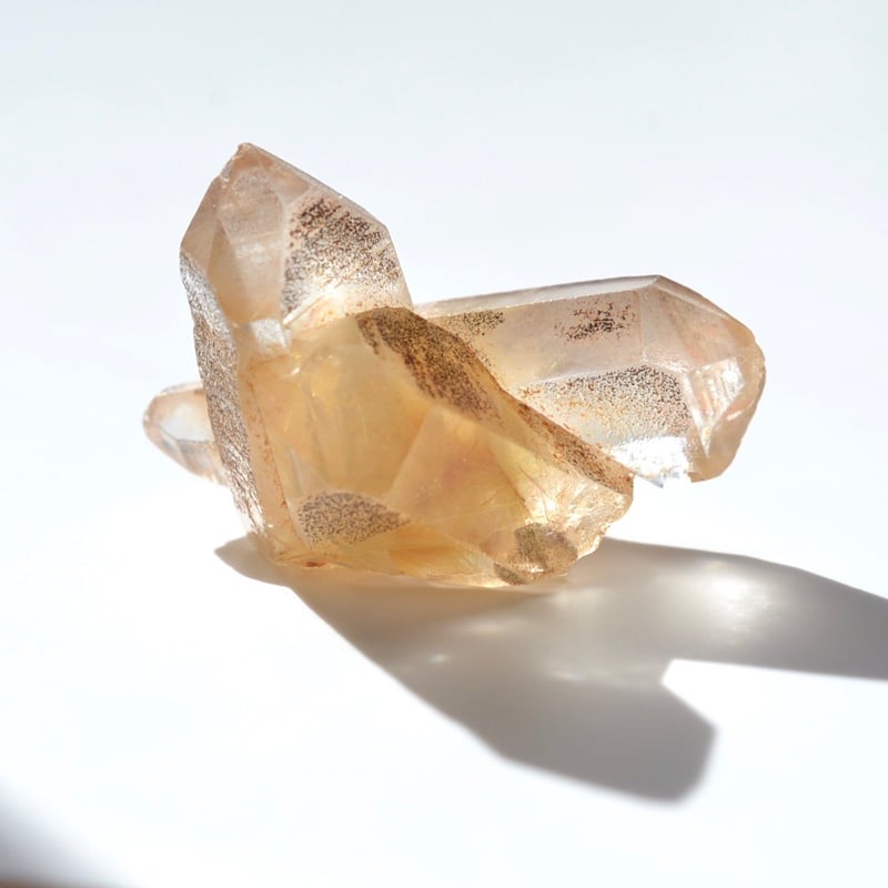 ルチルクォーツ原石 Rutilated Quartz | MARU