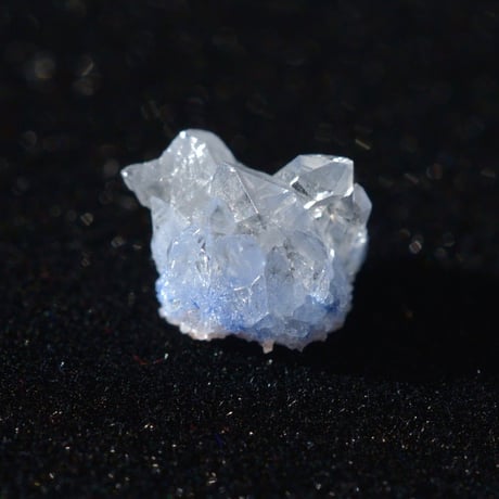 デュモルチェライトインクォーツ原石 Dumortierite in Quartz 030