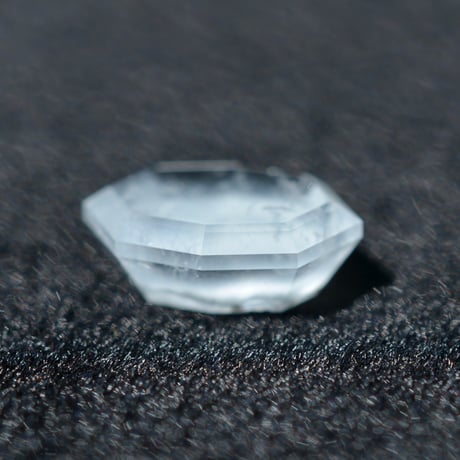 【自社研磨】デュモルチェライトインクォーツ Dumortierite in Quartz 012