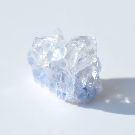 デュモルチェライトインクォーツ原石 Dumortierite in Quartz 018
