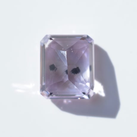 ロマネサイト/ホランダイトインアメシスト Romanechite/Hollandite in Amethyst N012