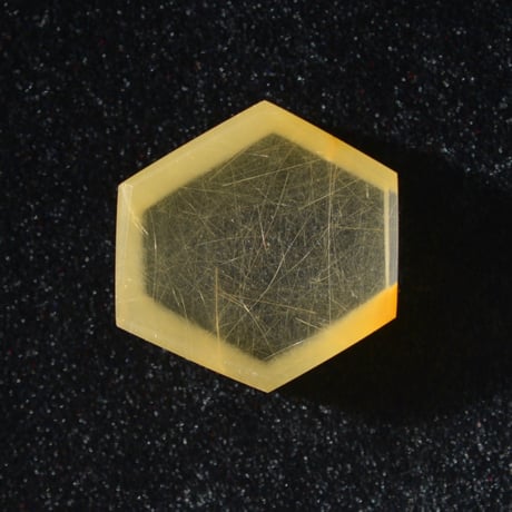 アンフィボールインクォーツ Amphibole in Quartz N027
