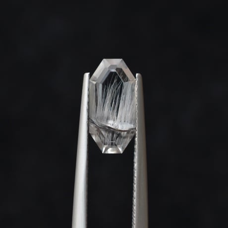 【自社研磨】ブルッカイトインクォーツ Brookite in Quartz 001