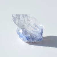 デュモルチェライトインクォーツ原石 Dumortierite in Quartz 024