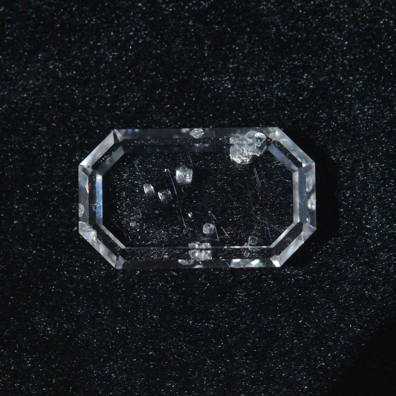 自社研磨カット】フローライトインクォーツ Fluorite in Quartz 008 |