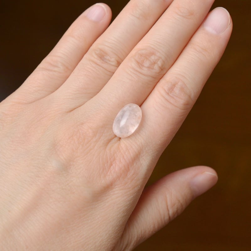 セリサイトインローズクォーツ Sericite in Rose Quartz 004 | MARU