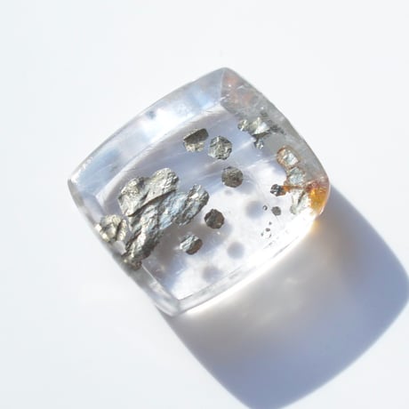 マーカサイトインクォーツ Marcasite in Quartz N011