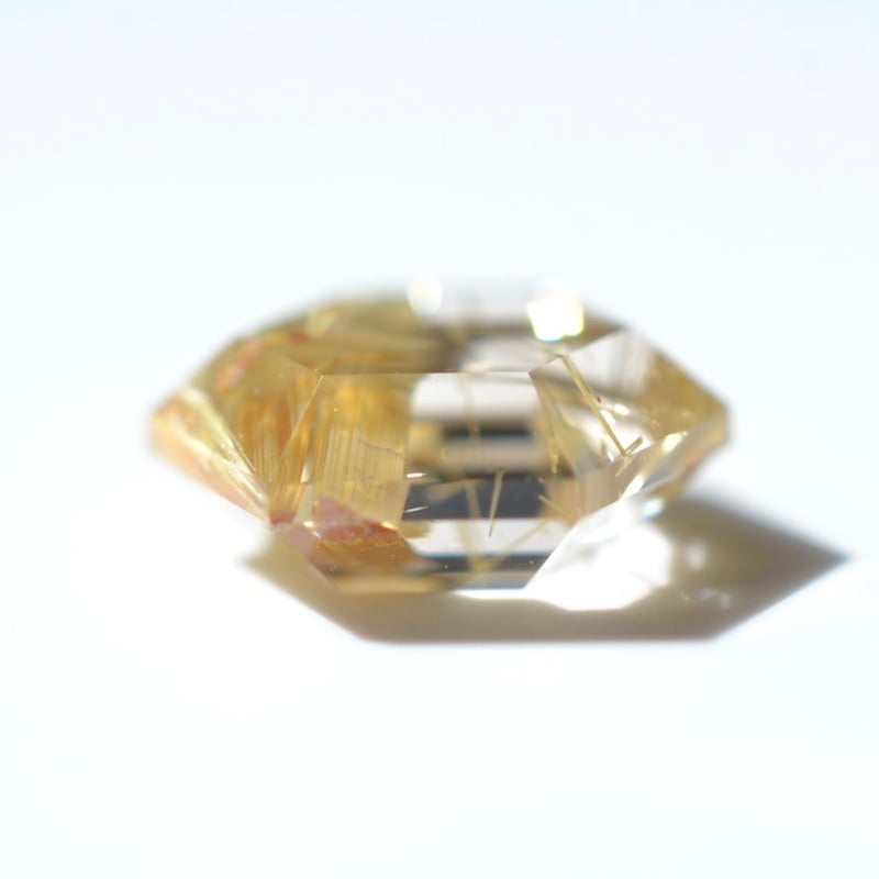 自社研磨カット】ルチルクォーツ Rutilated Quartz 026 | MARU