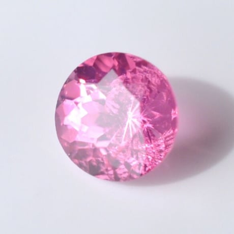 マヘンゲスピネル Mahenge Spinel N001